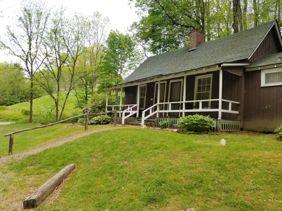 The Cabins At Healing Springs Crumpler Экстерьер фото